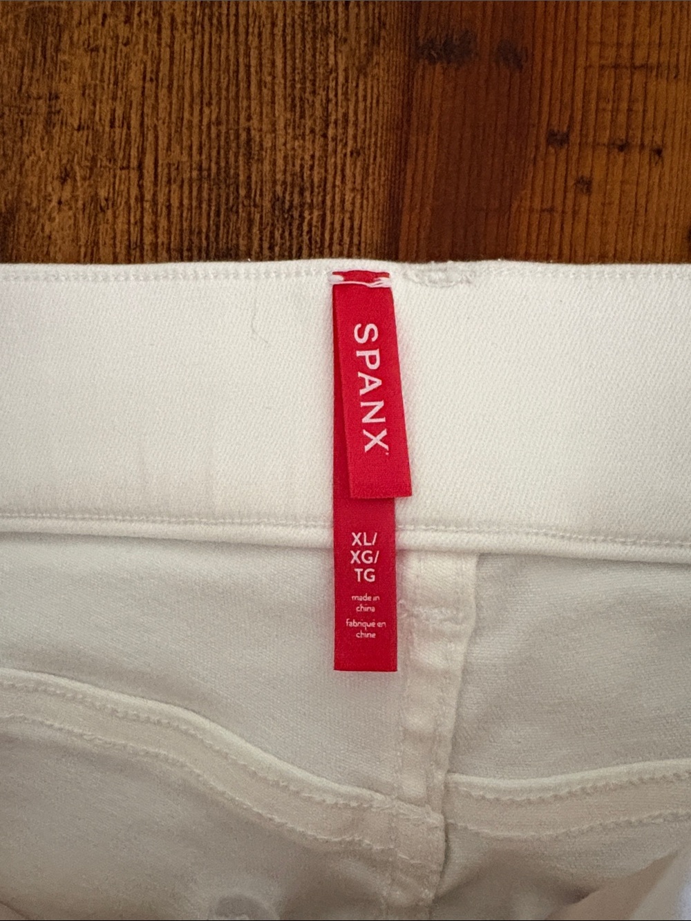 Spanx NWT White Straight Leg Jeans Pull On Stretchy Sz.XL - Picture 3 of 10